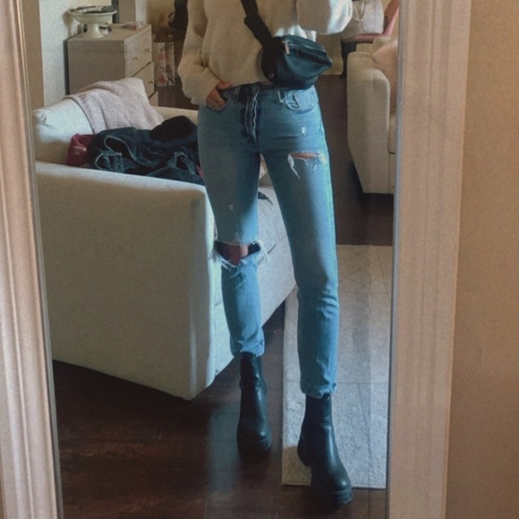 501 Levi Skinny Jeans - Picture 2 of 2